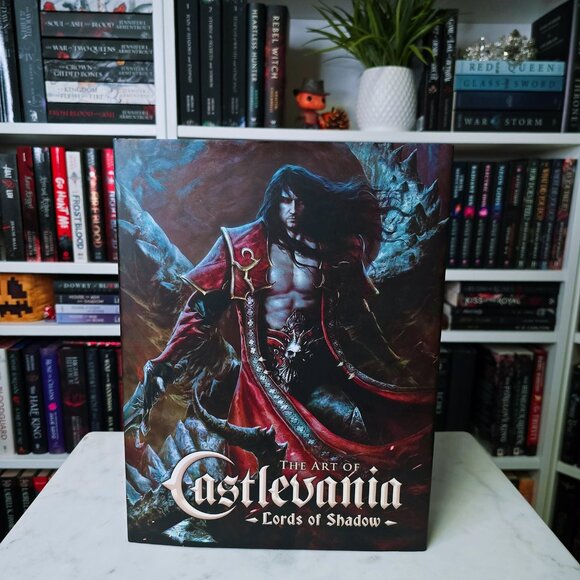 The Art of CASTLEVANIA Lords of Shadow (HARDCOVER) - Picture 1 of 5